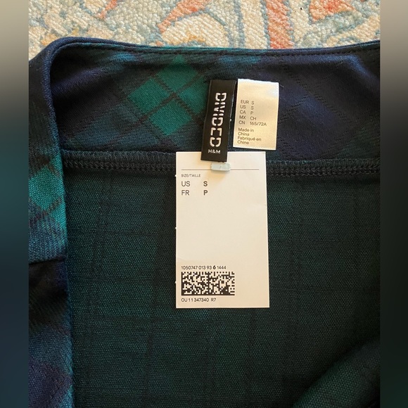 H&M mini skirt. Dark blue/green plaid. Size small. - Picture 3 of 3